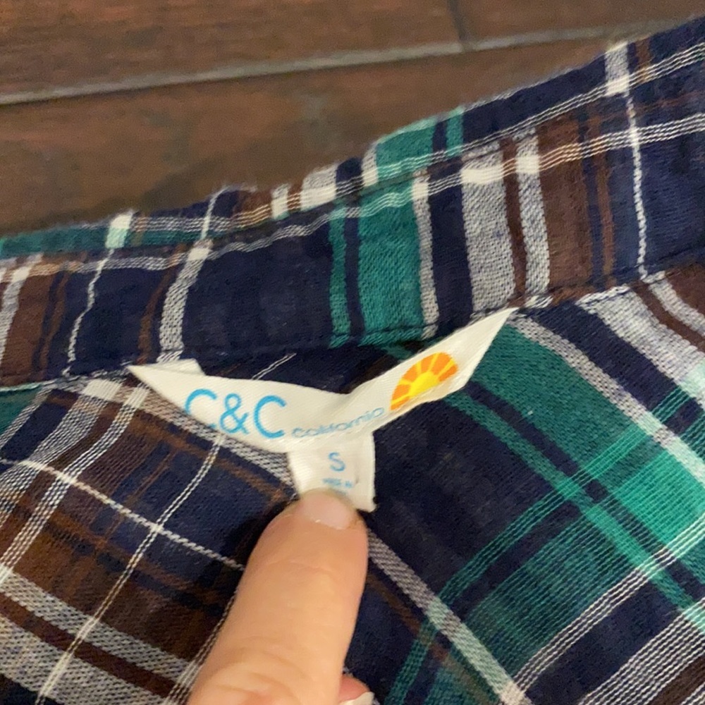 C and C super soft button down - Picture 3 of 3
